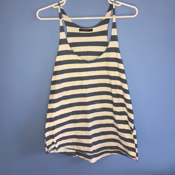 Brandy Melville Tops - Brandy Melville tank